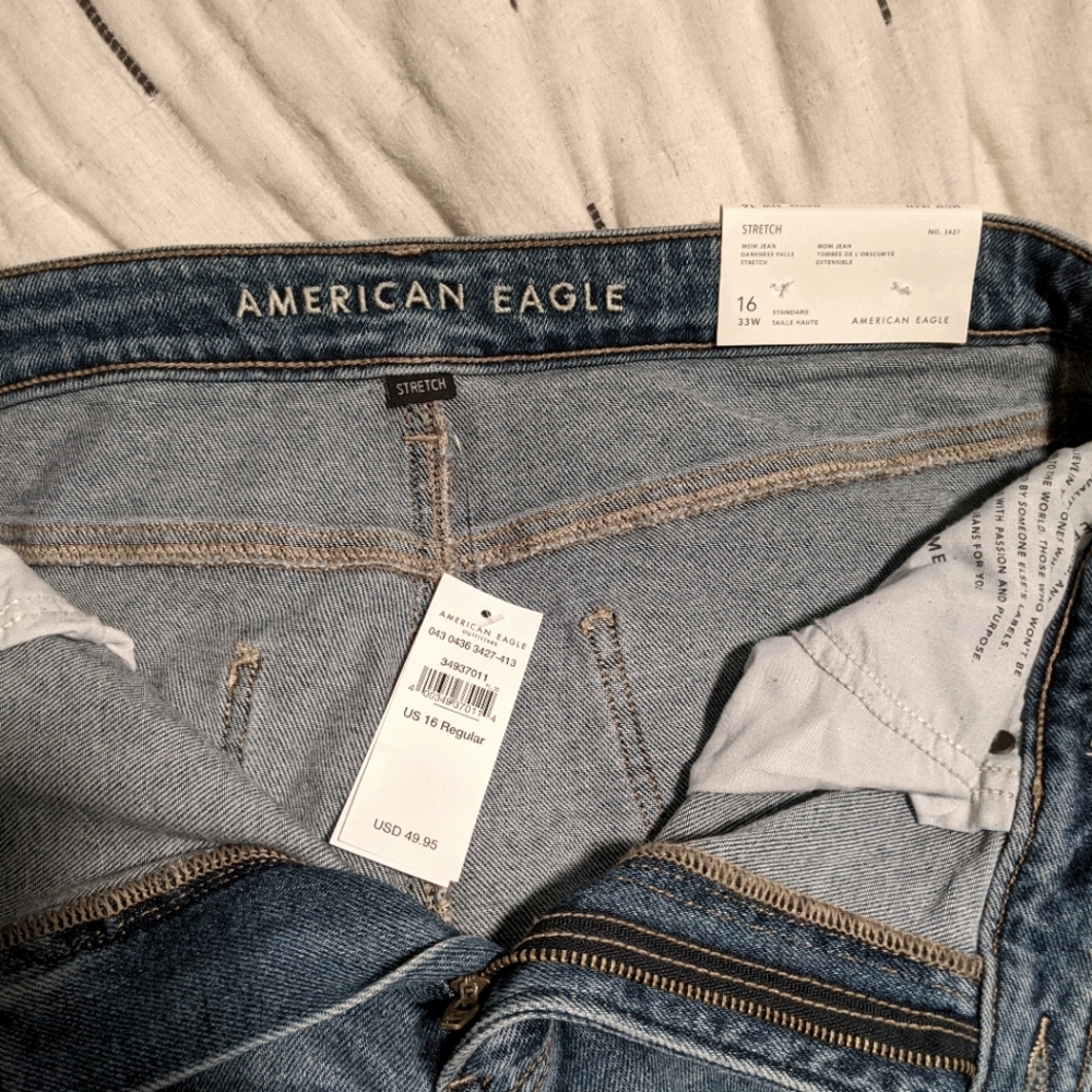 American Eagle boyfriend jeans